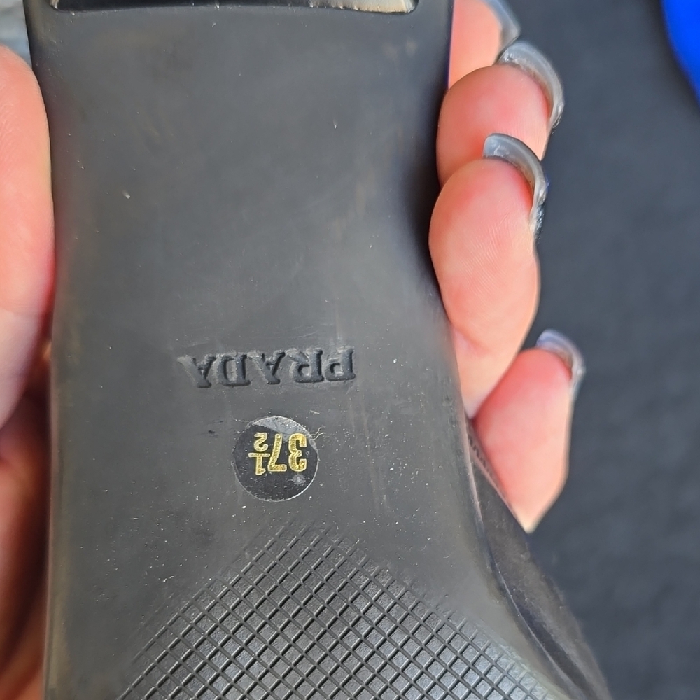 Prada Women's Black Leather Mules 7.5 - Picture 4 of 10